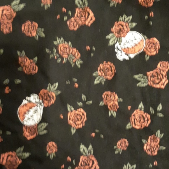 Junk Food Long Sleeve Grateful Dead Wrap. - Picture 3 of 6